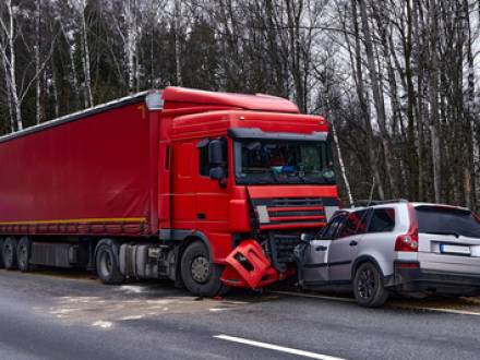 Dallas, TX truck accident lawyer